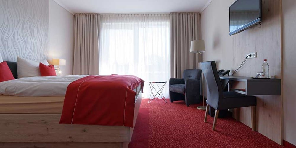 Фото Hotel Stadt Magdeburg