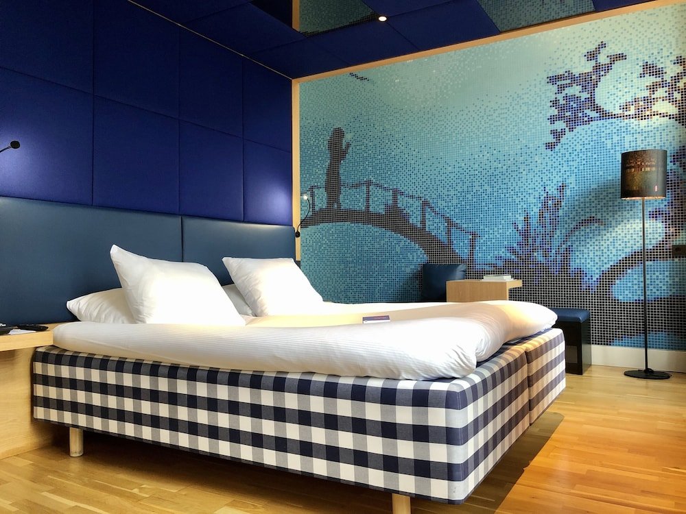 Фото Townhouse Design Hotel & SPA