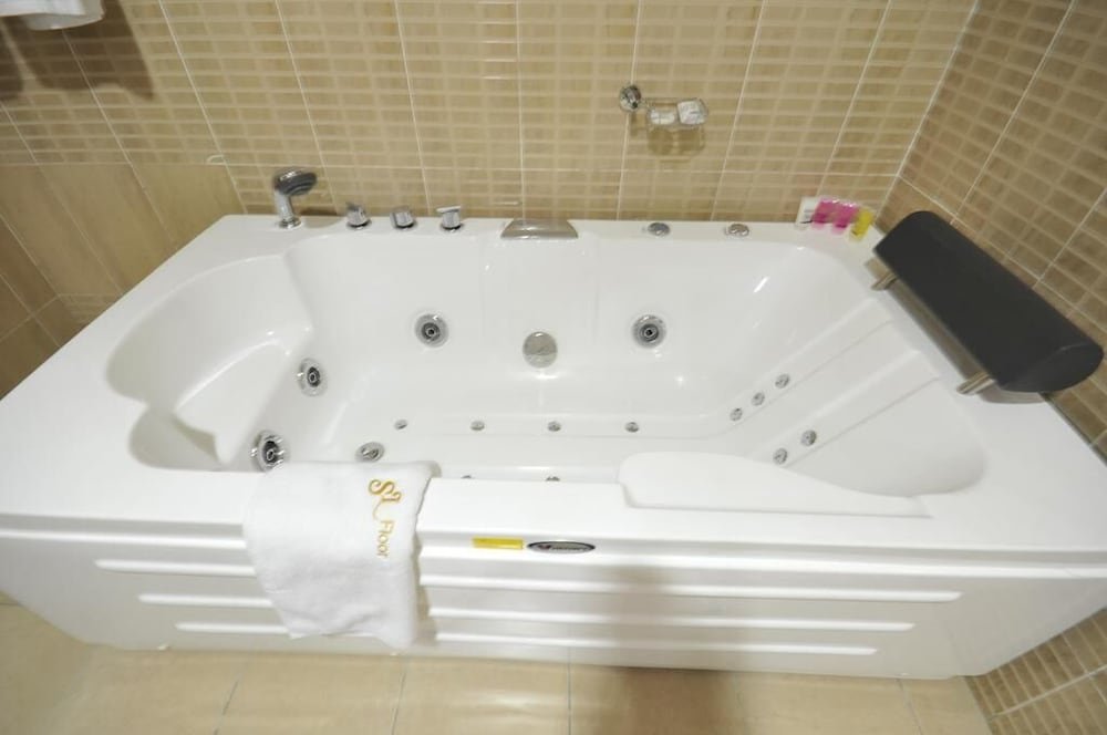 Фото Princeville Hotels