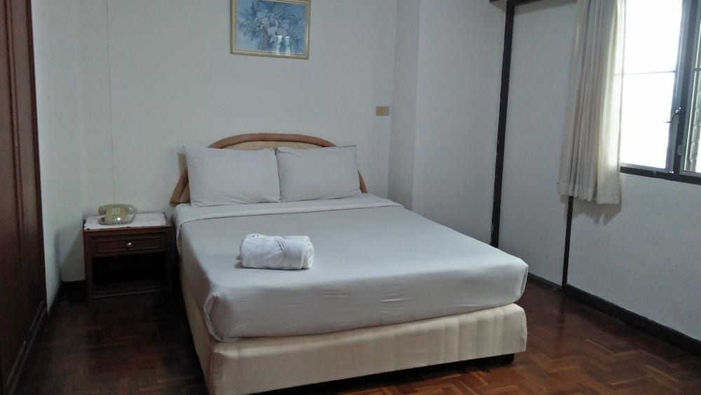 Фото Supanich Railway Station