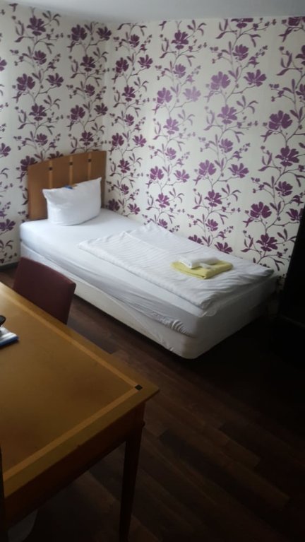 Фото GZ Hostel Bonn