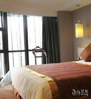 Гостиница Mesa International Hotel в Вэйнани