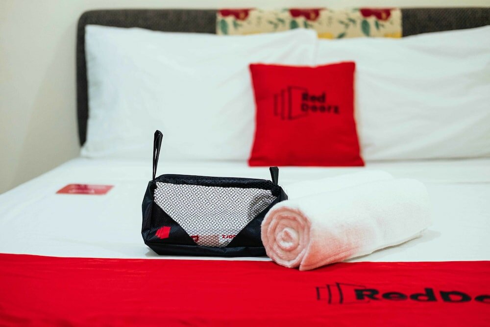 Фото Oyo 443 Maria Cristina Arcade Suites