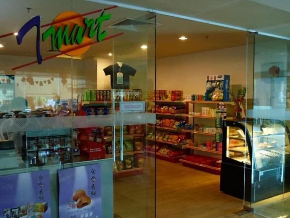 Фото Tower Regency Hotel & Apartments