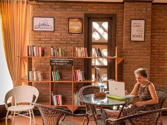 Фото Bagan View Hotel