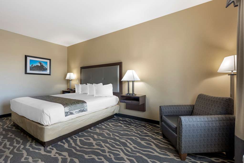 Фото Best Western Plus Fort Stockton Hotel