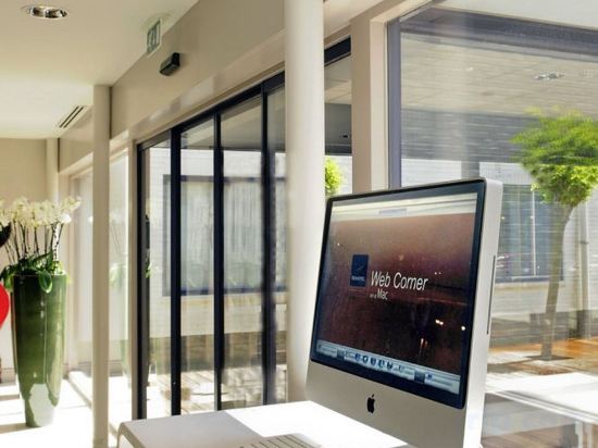 Фото Novotel Rotterdam Schiedam