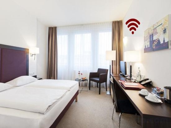 Фото Premier Inn Munchen City Ost