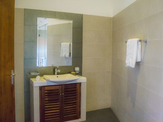 Фото Villa White Queen