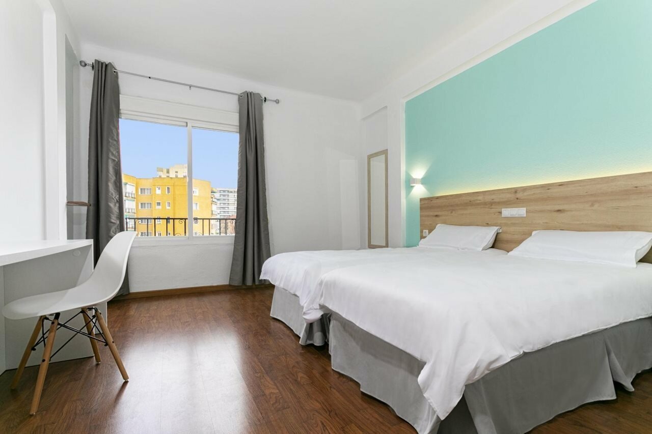 Фото Hotel Torremolinos Centro