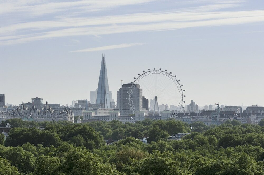 Фото Four Seasons Hotel London at Park Lane