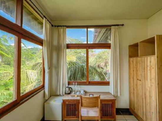 Фото Sarin Ubud Suites by Pramana Villas