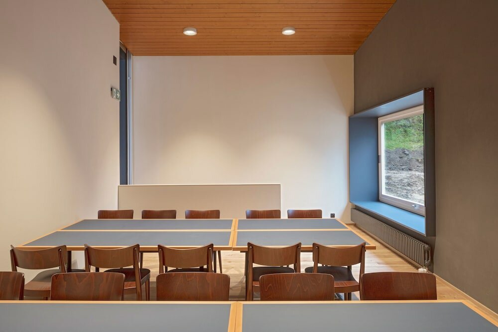 Фото Youth Hostel Bern