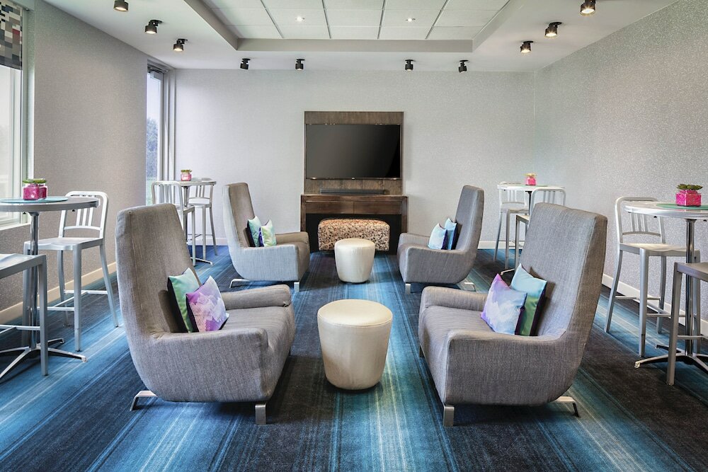 Фото Aloft San Antonio Airport