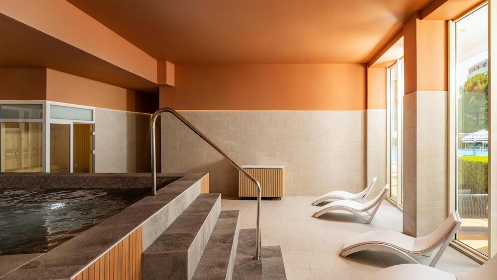 Фото Breathless Resort & SPA