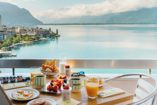 Внешний вид отеля Hotel Mona в Монтрё, фото 5