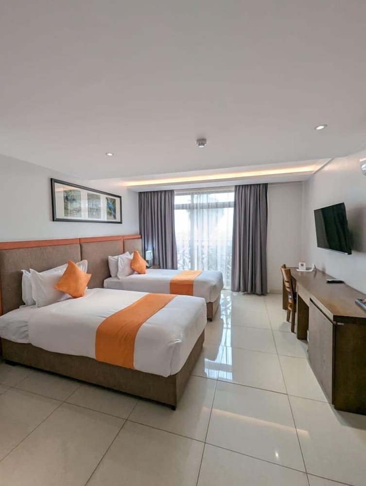 Фото Canary Hotel