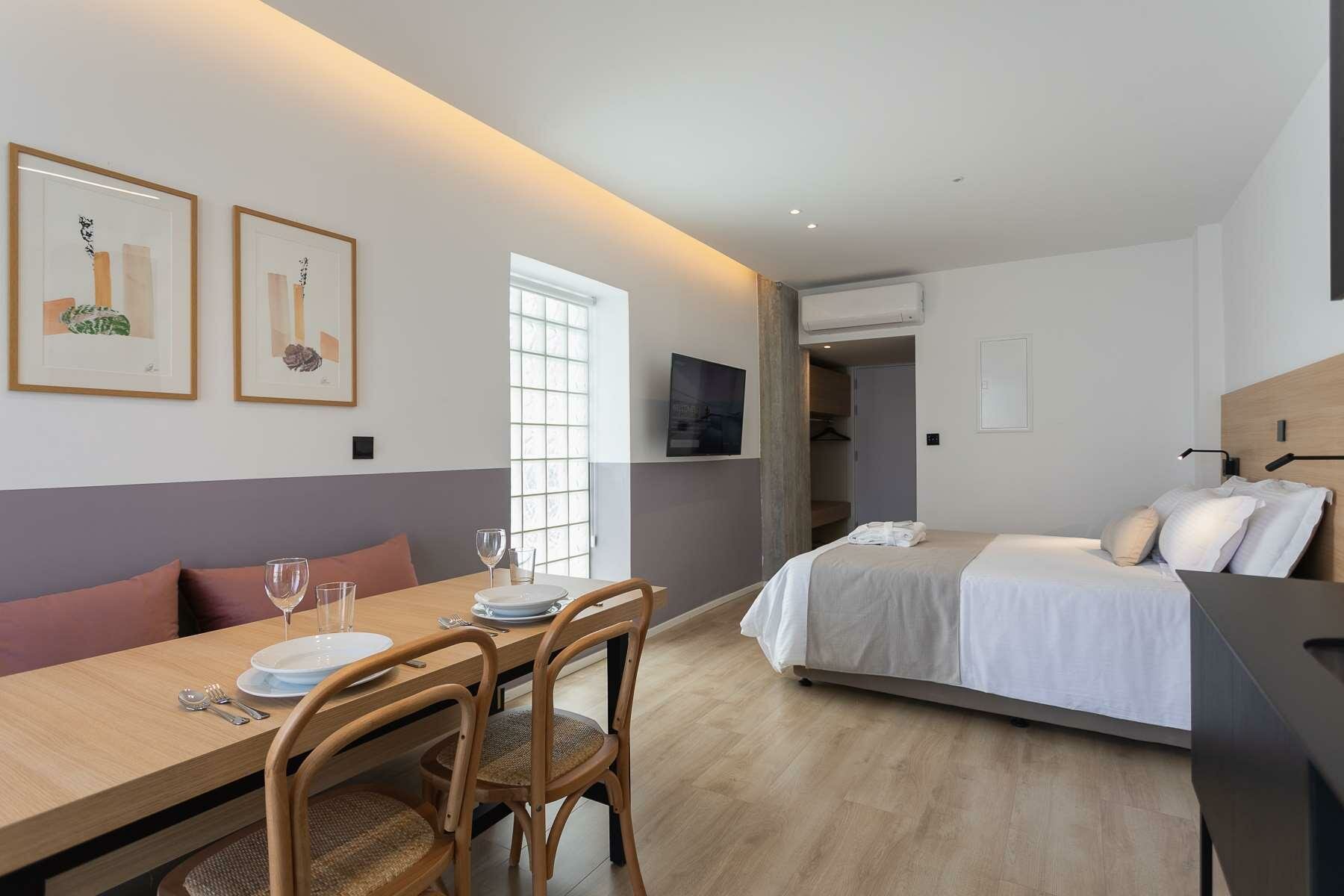 Фото Alinea Urban Saripolou Square