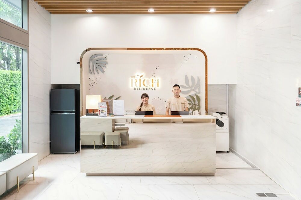 Фото The Rich Residences Sukhumvit Nana
