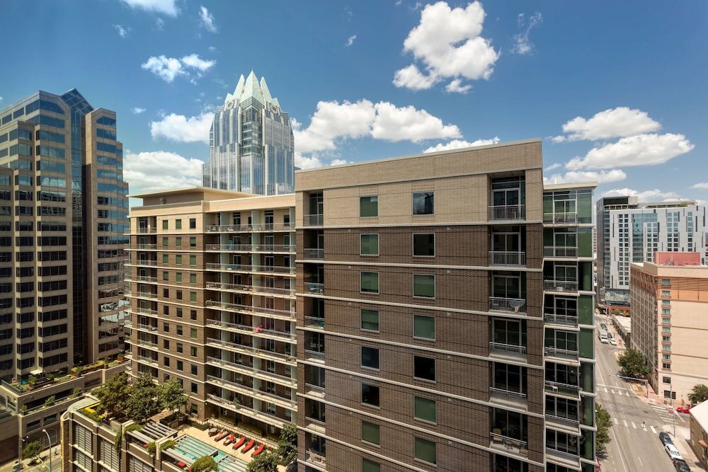 Фото Hyatt Place Austin Downtown