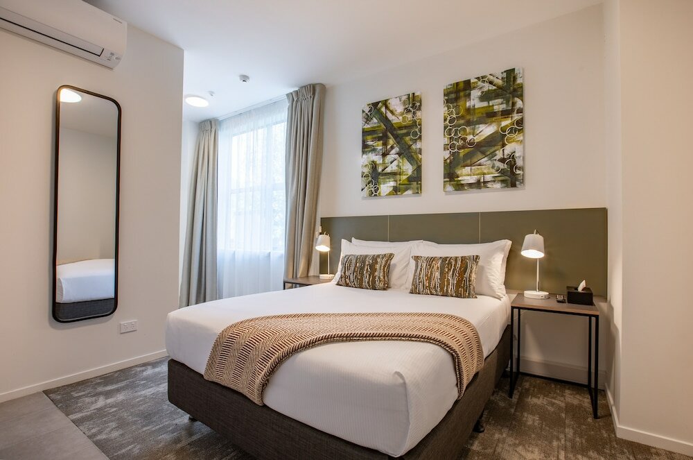Фото Sojourn Apartment Hotel - Riddiford