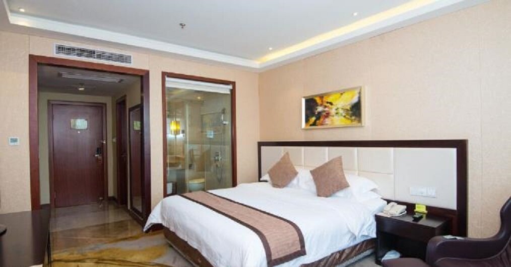 Фото Vienna International Hotel World Expo