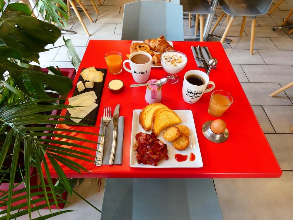 Фото Kyriad Montpellier Aeroport Gare Tgv Sud de France