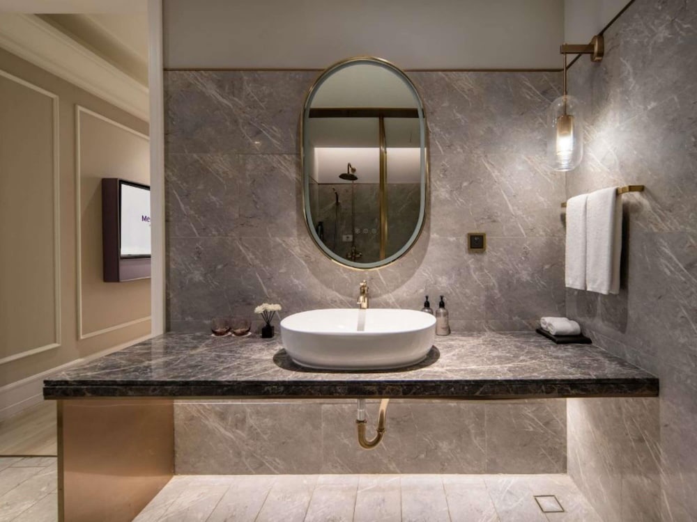 Фото Mercure Shanghai Yu Garden On The Bund