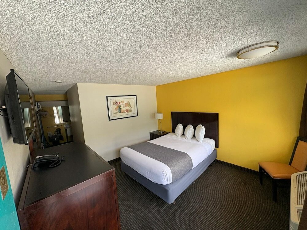 Фото PepperTree Inn