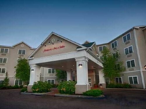 Внешний вид отеля Hampton Inn & Suites North Conway в Конуэйе, фото 3