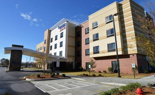 Гостиница Fairfield Inn & Suites Dunn I-95 в Данне