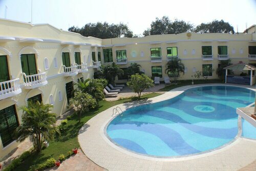 Гостиница Hotel Sneha Clarks Inn Suites Nepalgunj в Бхери