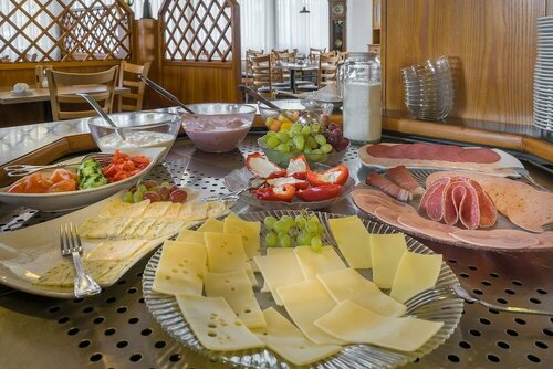 Гостиница Novum Hotel Strohgäu в Дитцингене