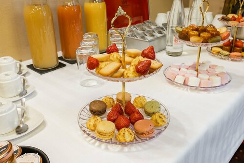 Гостиница Hôtel de Berny в Антони