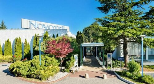 Гостиница Novotel Geneve Aeroport в Же