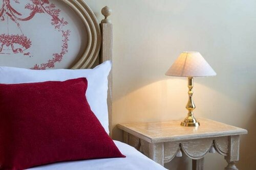 Гостиница Hôtel Aux Vieux Remparts, The Originals Relais в Провене
