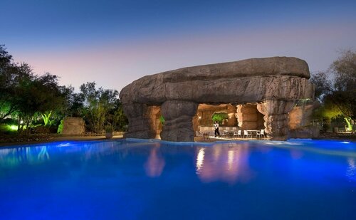 Гостиница Windhoek Country Club Resort в Виндхуке