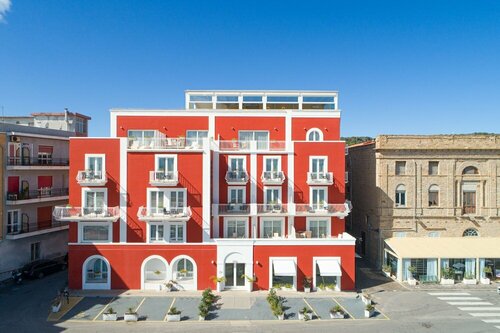 Гостиница Lu' Hotel Carloforte в Карлофорте
