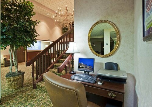 Гостиница Baymont Inn & Suites by Wyndham Findlay в Финдли