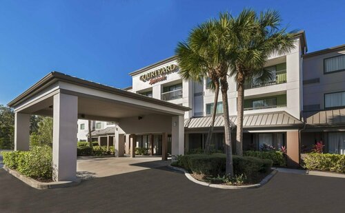 Гостиница Courtyard Sarasota Bradenton Airport в Сарасоте