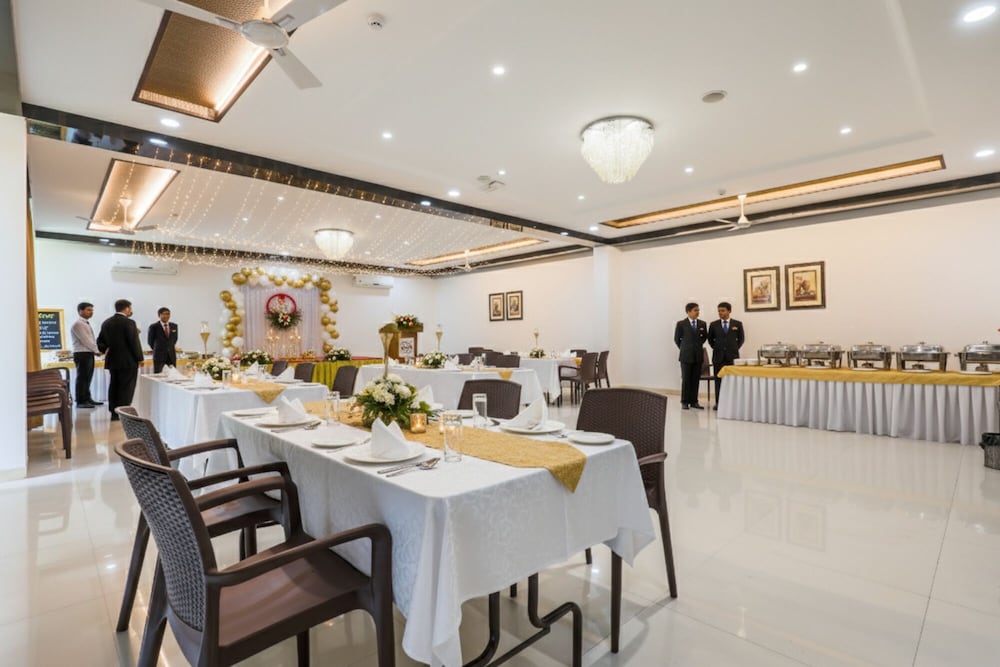 Фото FabHotel Sapphire Inn Mansarovar