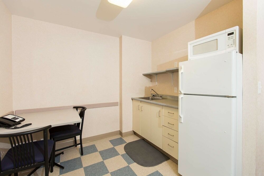 Фото Residence & Conference Centre Kitchener Waterloo