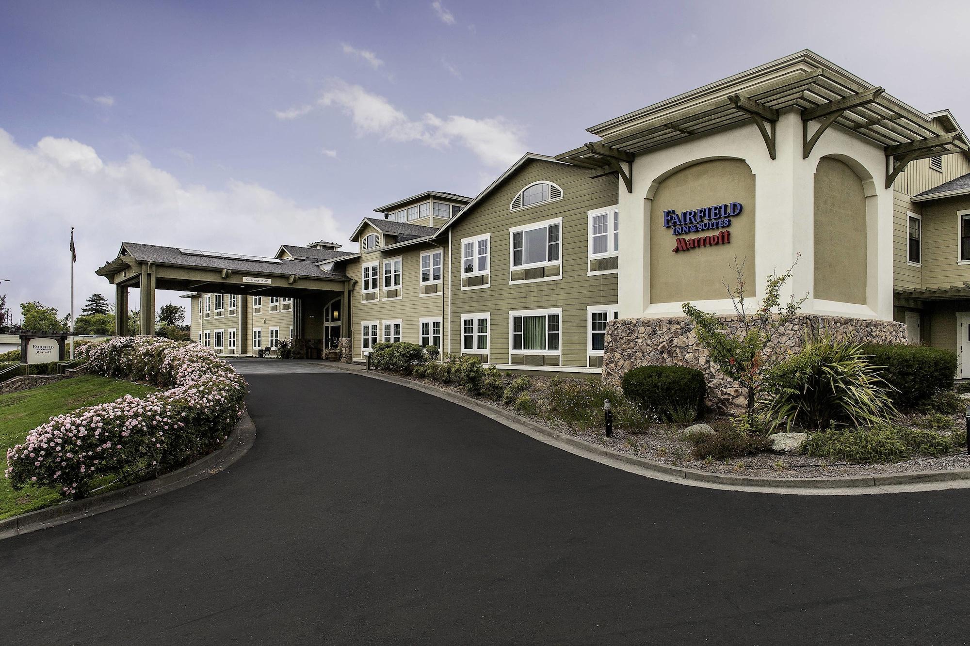 Фото Fairfield Inn & Suites Santa Rosa Sebastopol
