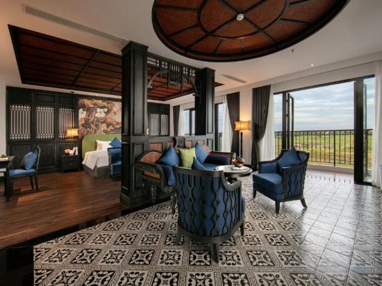 Фото Shining Riverside Hoi An Boutique and SPA