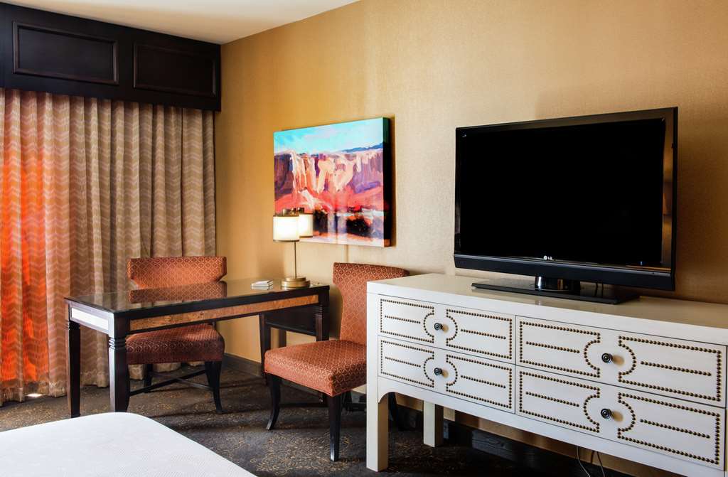 Фото Hilton Santa Fe Historic Plaza