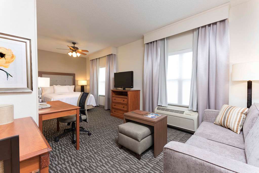 Фото Homewood Suites by Hilton Indianapolis Airport Plainfield