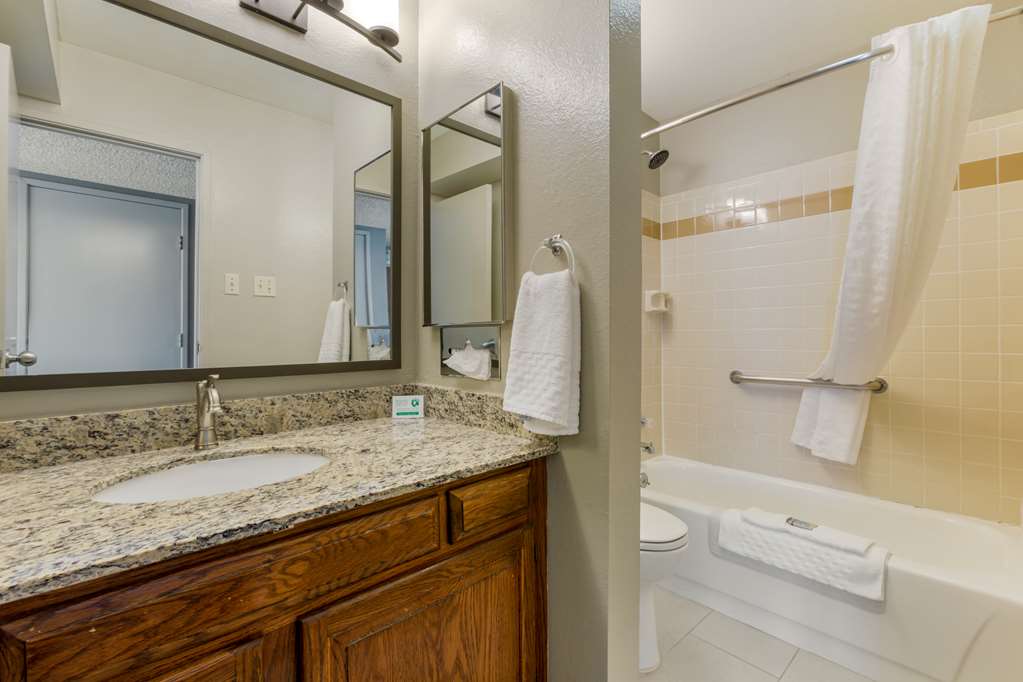 Фото Best Western Pecos Inn