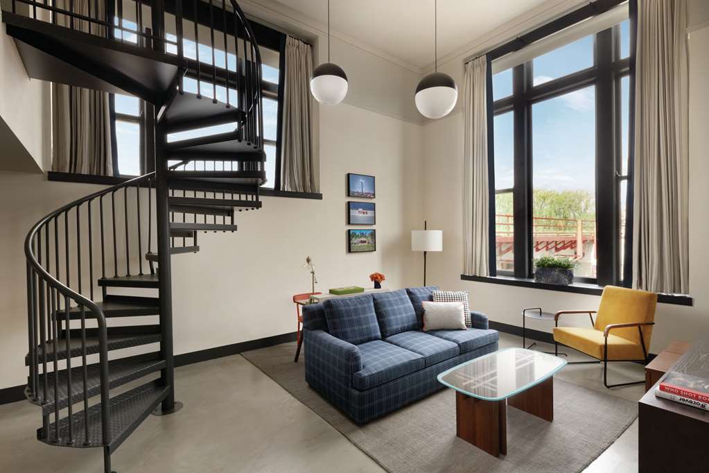 Фото The Central Station Memphis, Curio Collection by Hilton