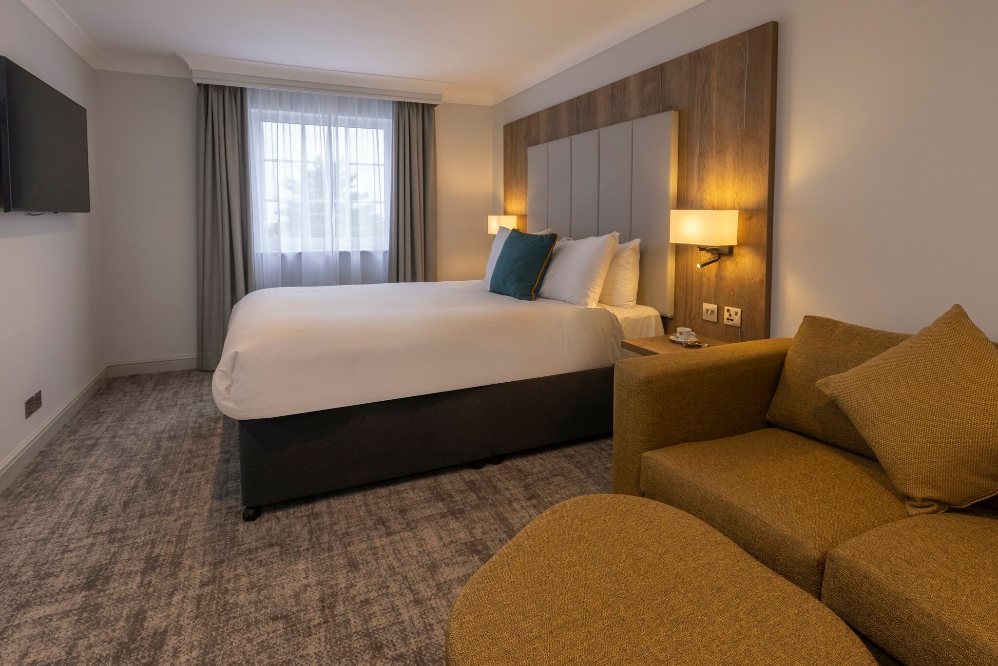 Фото Crowne Plaza East Midlands Airport by Ihg