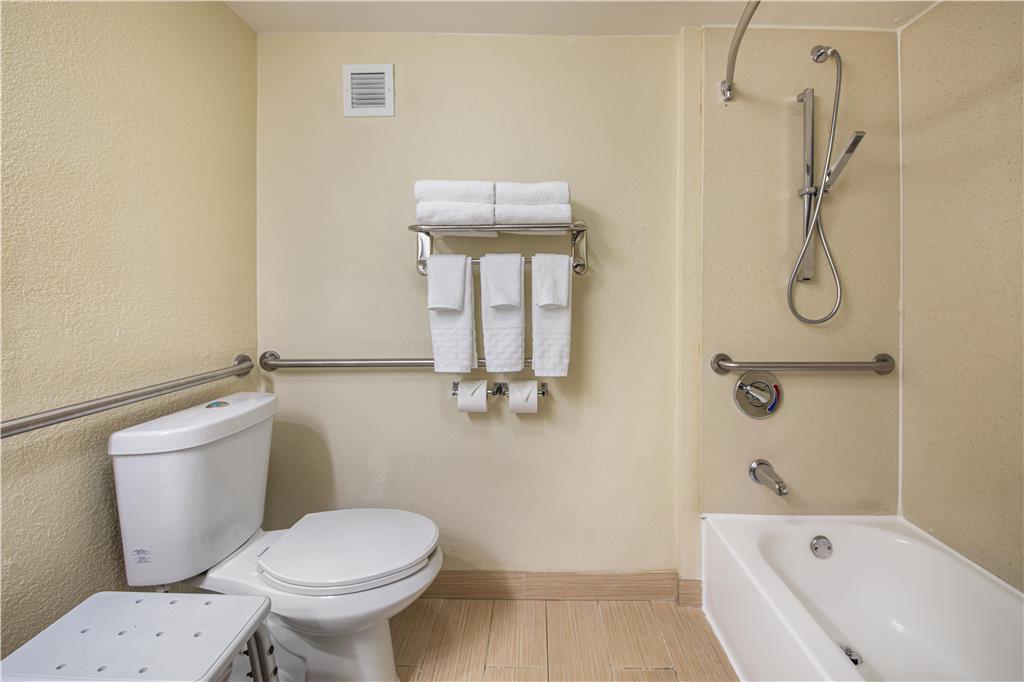 Фото Best Western Plus North Miami/Bal Harbour
